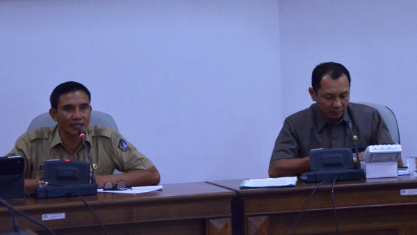 Anak Agung Gede Raka Yuda (kiri) terpilih secara aklamasi menjadi ketua Forum Koordinasi Kehumasan Provinsi Bali periode 2014-2016.
